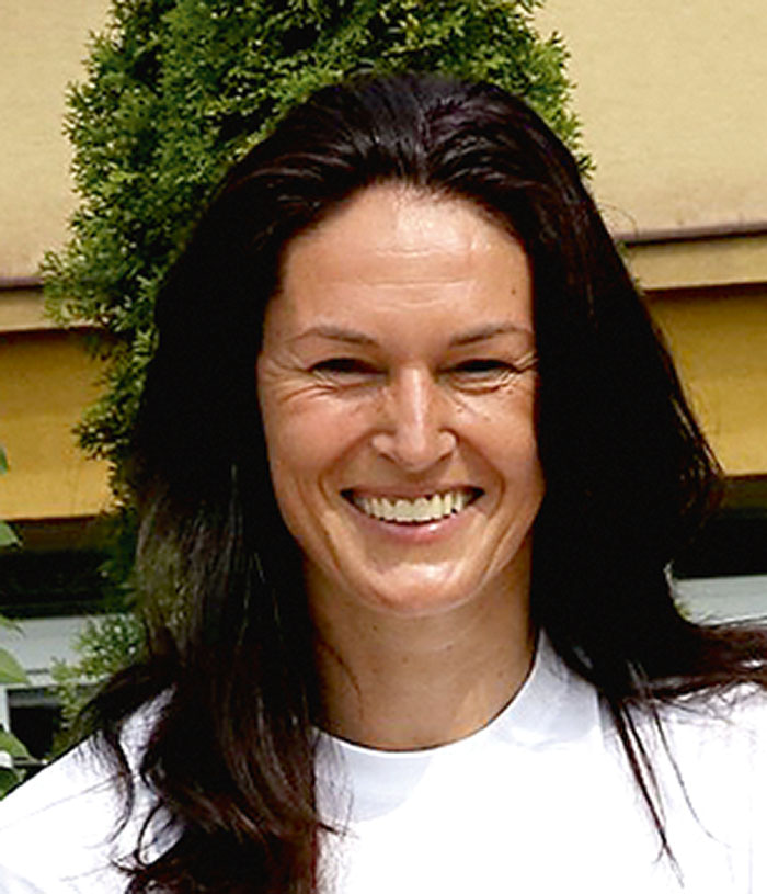 ​​​​​​​ŠÁRKA KAŠPÁRKOVÁ
atletka
Mistryně světa v trojskoku, třetí na olympiádě v Atlantě roku 1996.