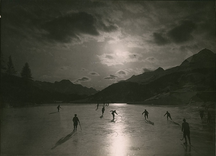 Hokej v St. Moritz, asi 1908