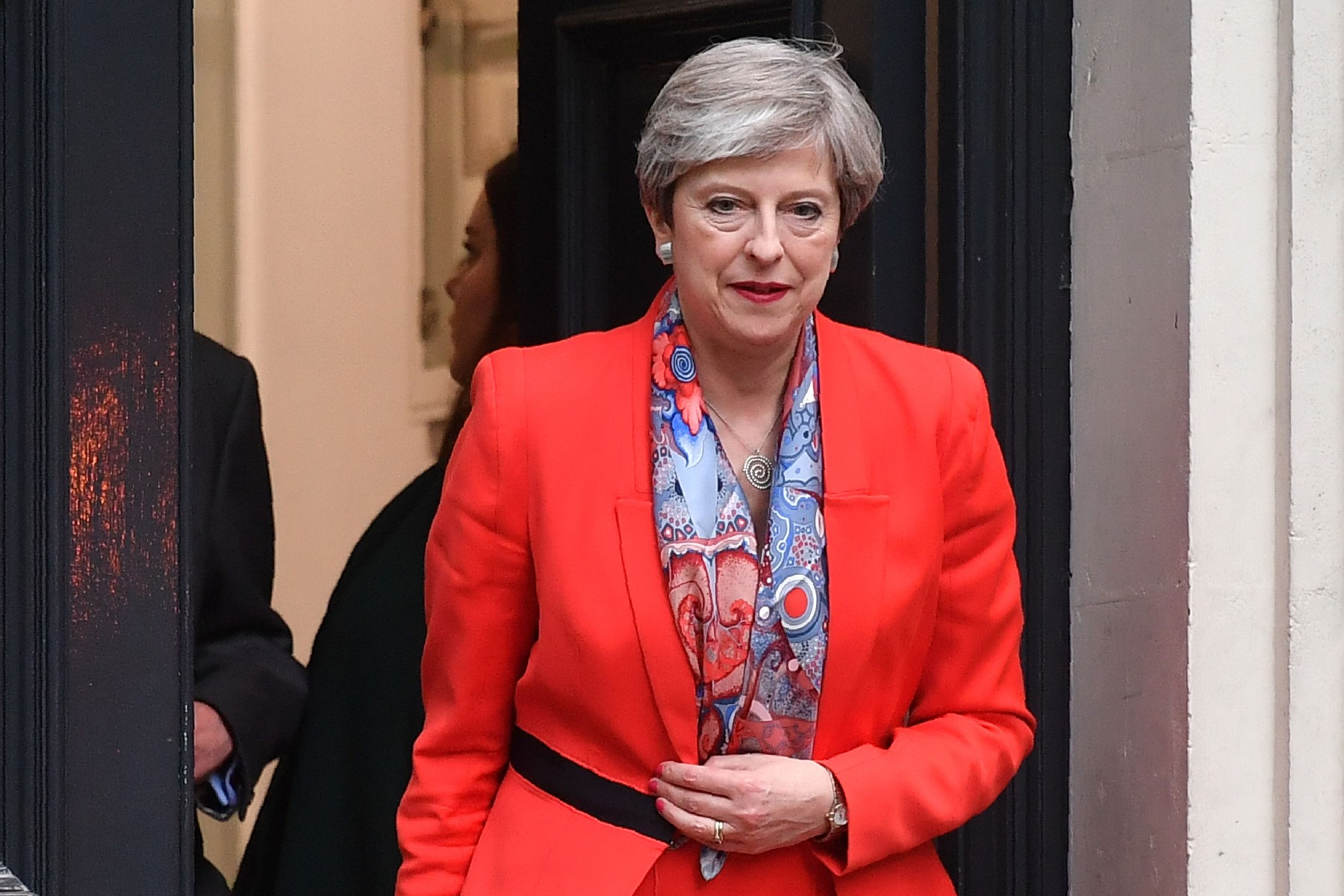 Britská premiéra Theresa Mayová po volbách, v nichž ztratila většinu v dolní sněmovně.