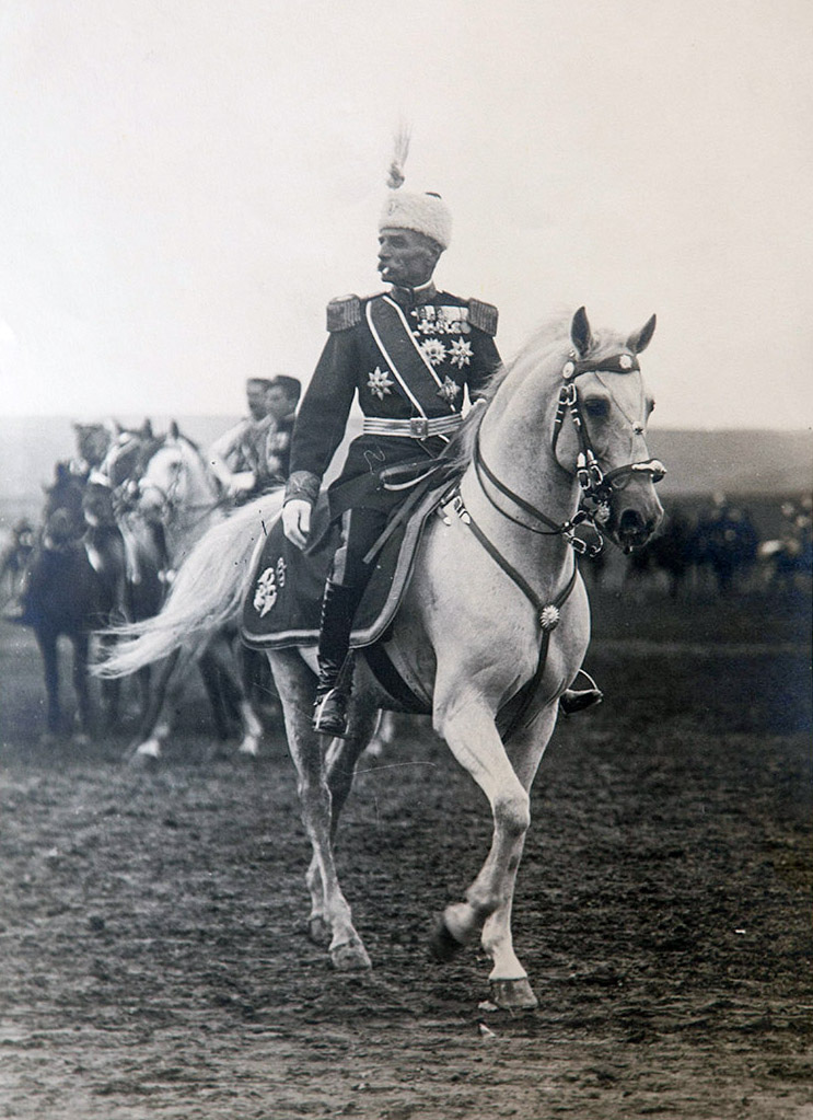 Nový srbský král Petar I., září 1904