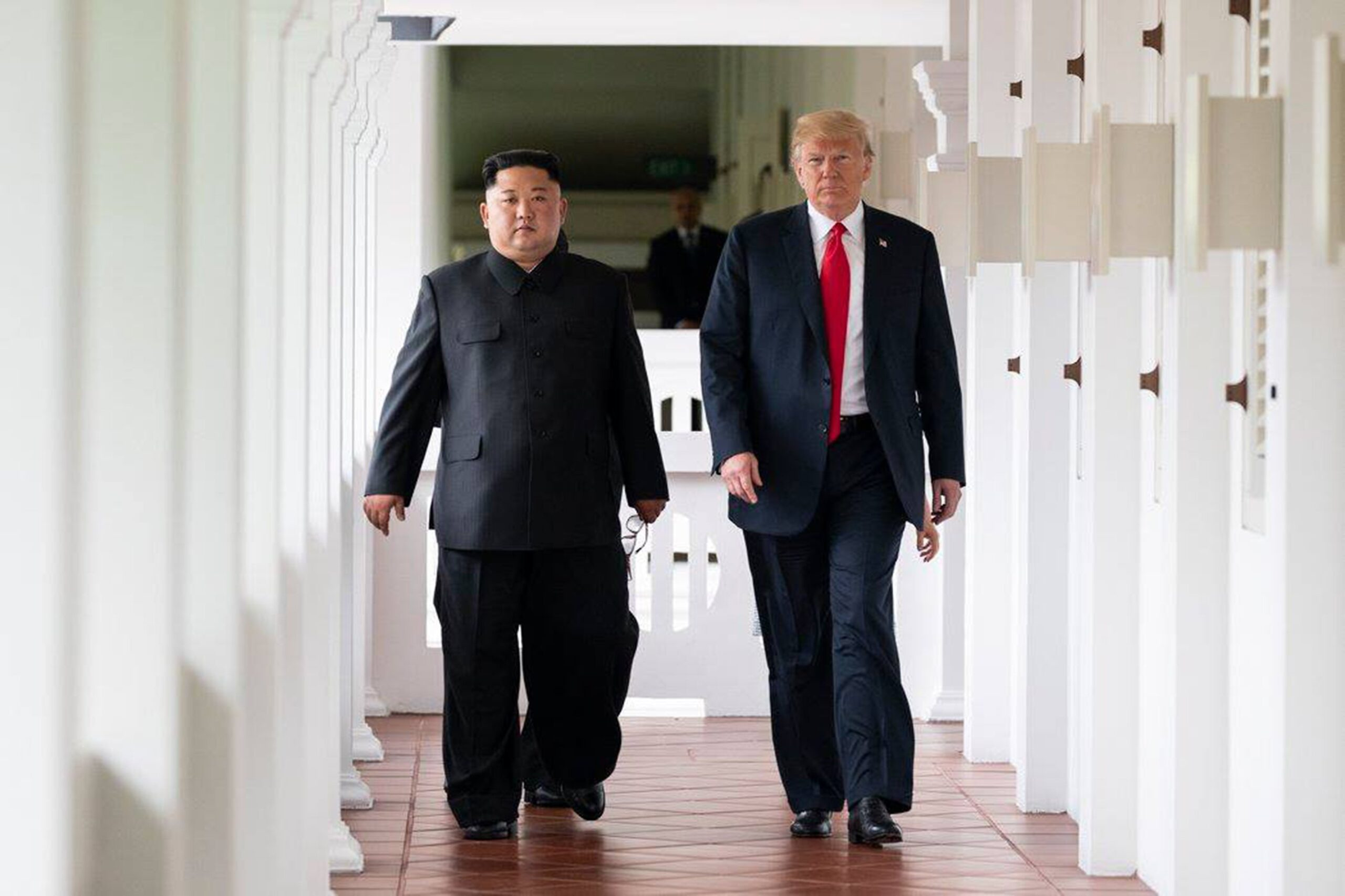 Severokorejský vůdce Kim Čong a americký prezident Donald Trump. Singapur, 12, června 2018.