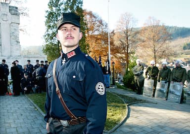 Fašista v saku: Marian Kotleba