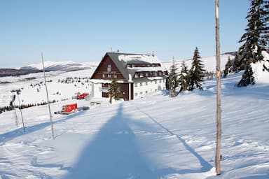 Krkonoše a podhůří: po gurmetském hřebenu