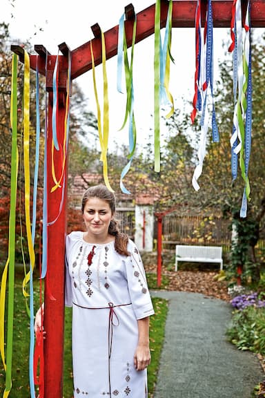 Přimět vesnici, aby zametala najednou