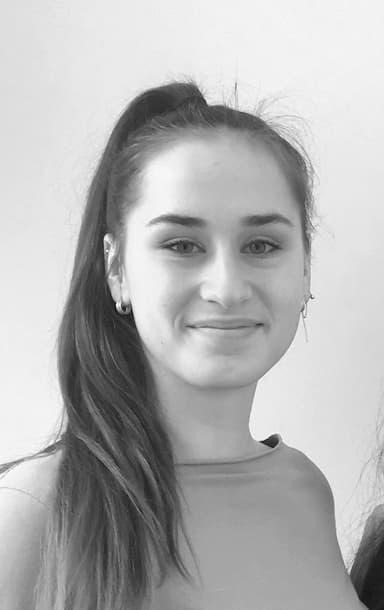 Alžběta Kabrdová - Novinářka