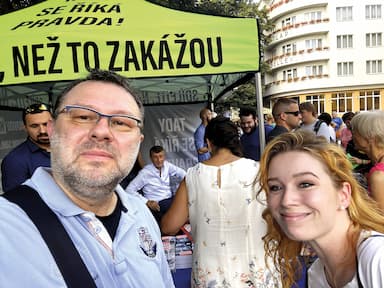 Vy jste prase novinářské. Na shledanou