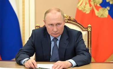 Putinův úder dějinám
