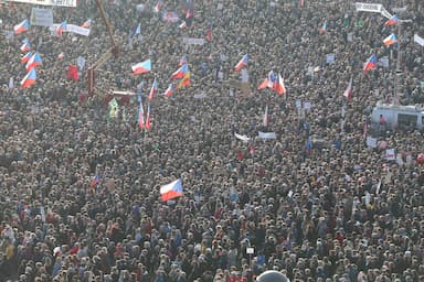 ANKETA: Za co byste dnes vyšli demonstrovat do ulic?
