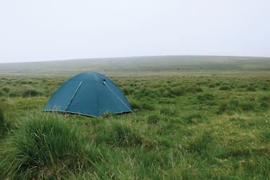 Po stopách Sherlocka Holmese. Jak jsme přespali na blatech, kde řádil pes baskervillský 