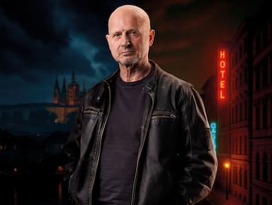 Zbraň jako pracovní nástroj. Kdo je Pavel Šrytr, obávaná postava českého polosvěta?