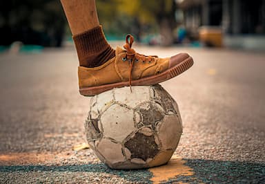 Venda Šebesta trefí šibenici jako Papin. Fotbal je jen jeden, na Camp Nou i na vsi pod topoly