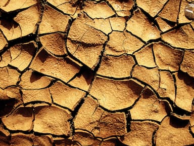 Kam se poděla klimatická změna? Čeká, až ji zase zařadíme na seznam priorit