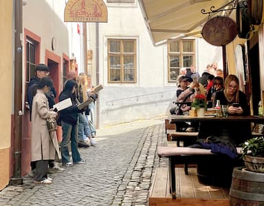 Hospody a pasti na turisty. Dá se vůbec na navštěvovaných místech nabízet kvalitní gastronomie?