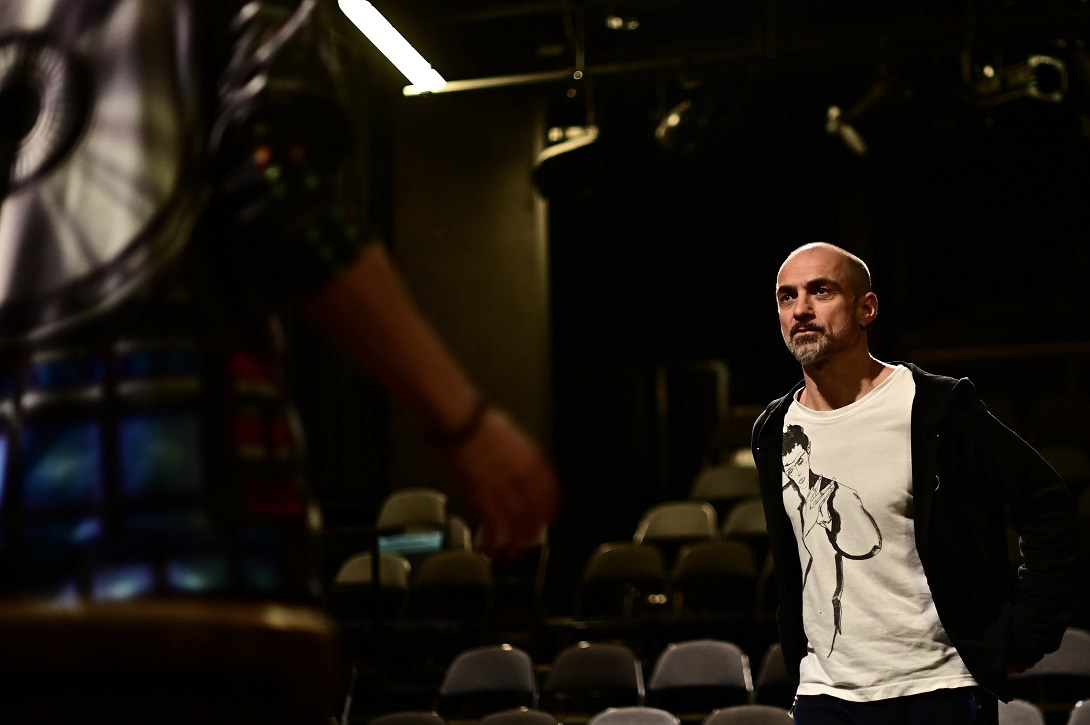Petr Zuska je choreograf, režisér, tanečník, pedagog a dlouholetý umělecký šéf pražského Baletu Národního divadla.