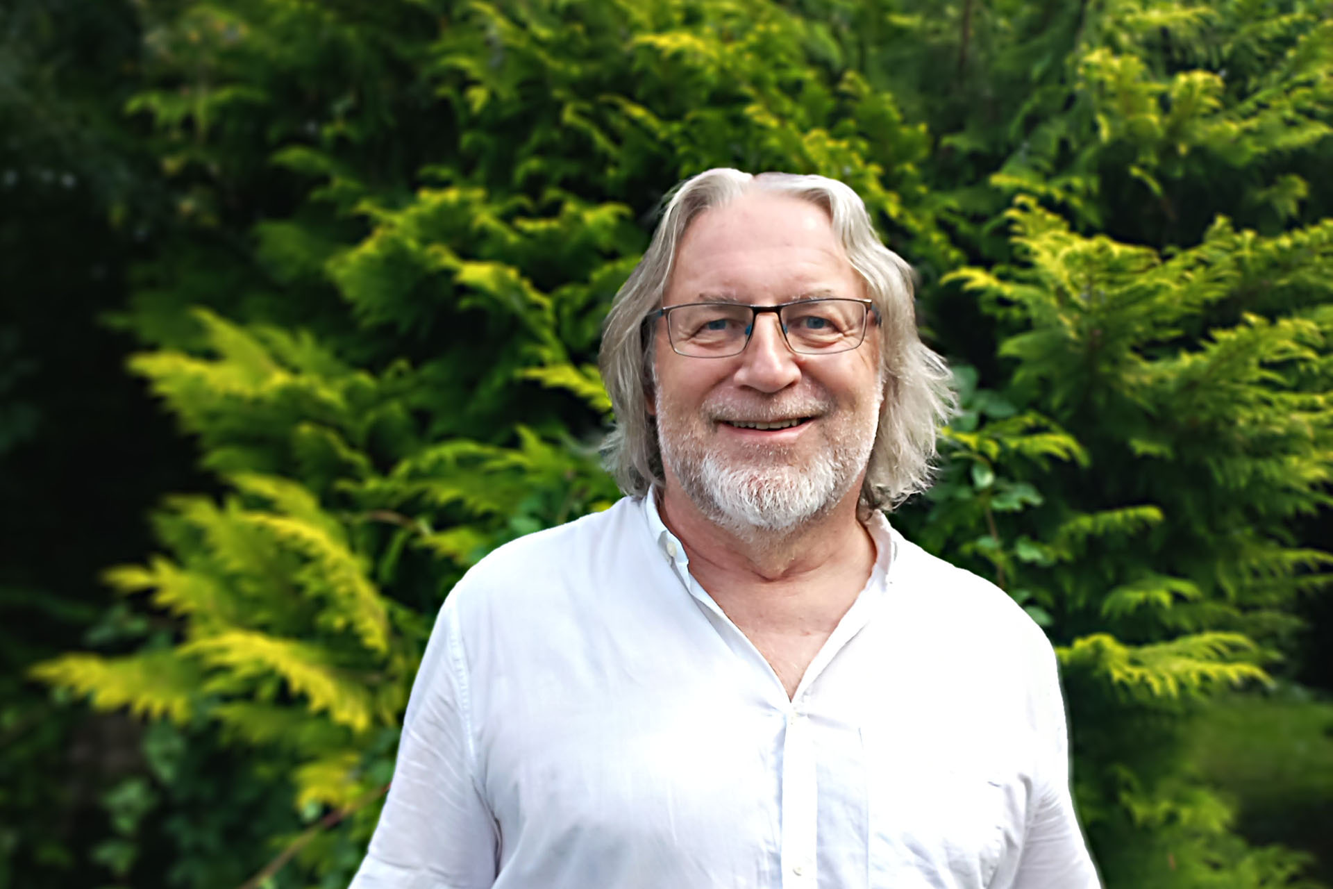 Petr Macek se řadí k mezinárodně uznávaným odborníkům, je členem několika odborných společností a také několik let působil ve výboru Evropské asociace pro výzkum adolescence.