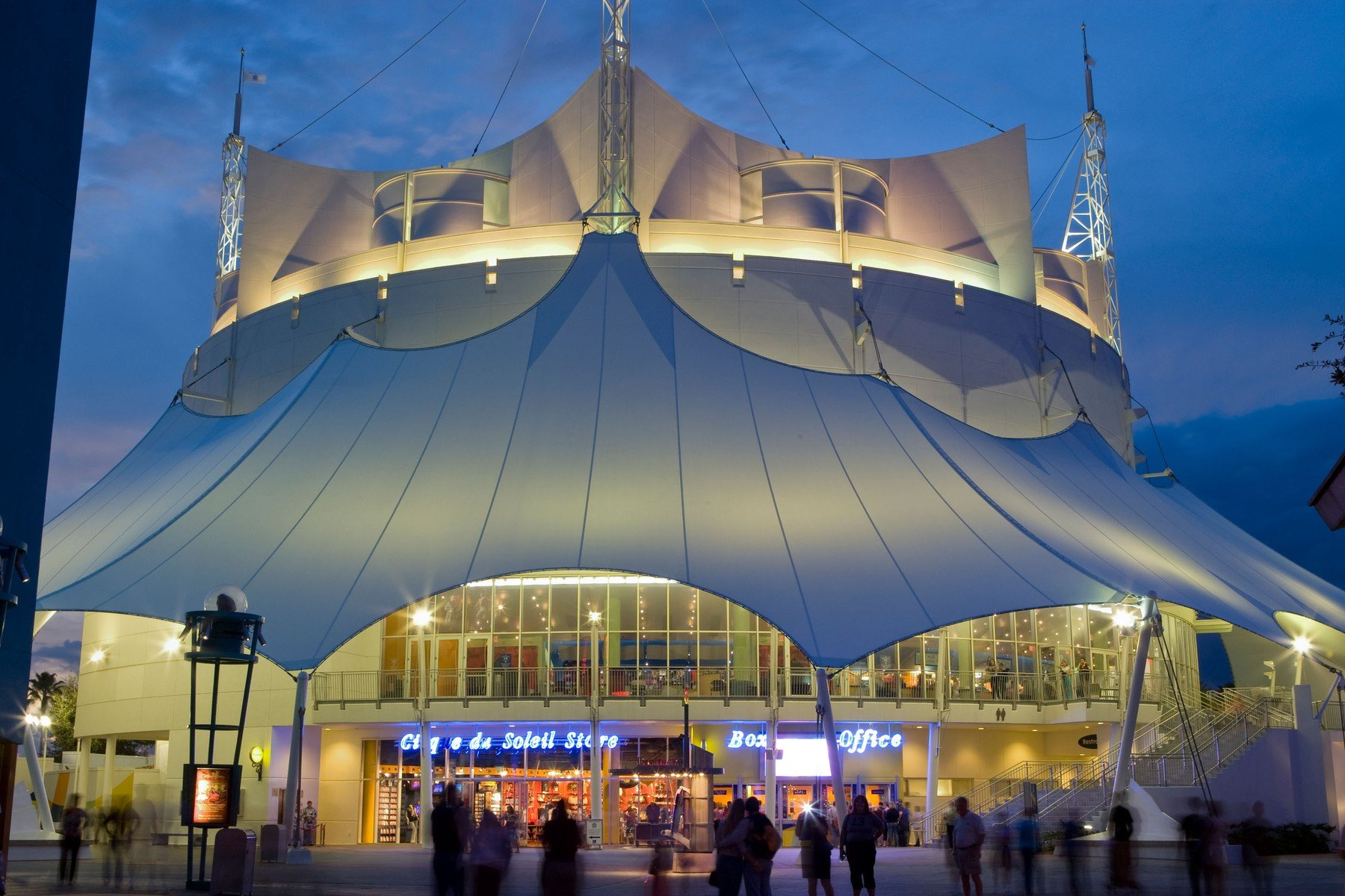 Cirque du Soleil.