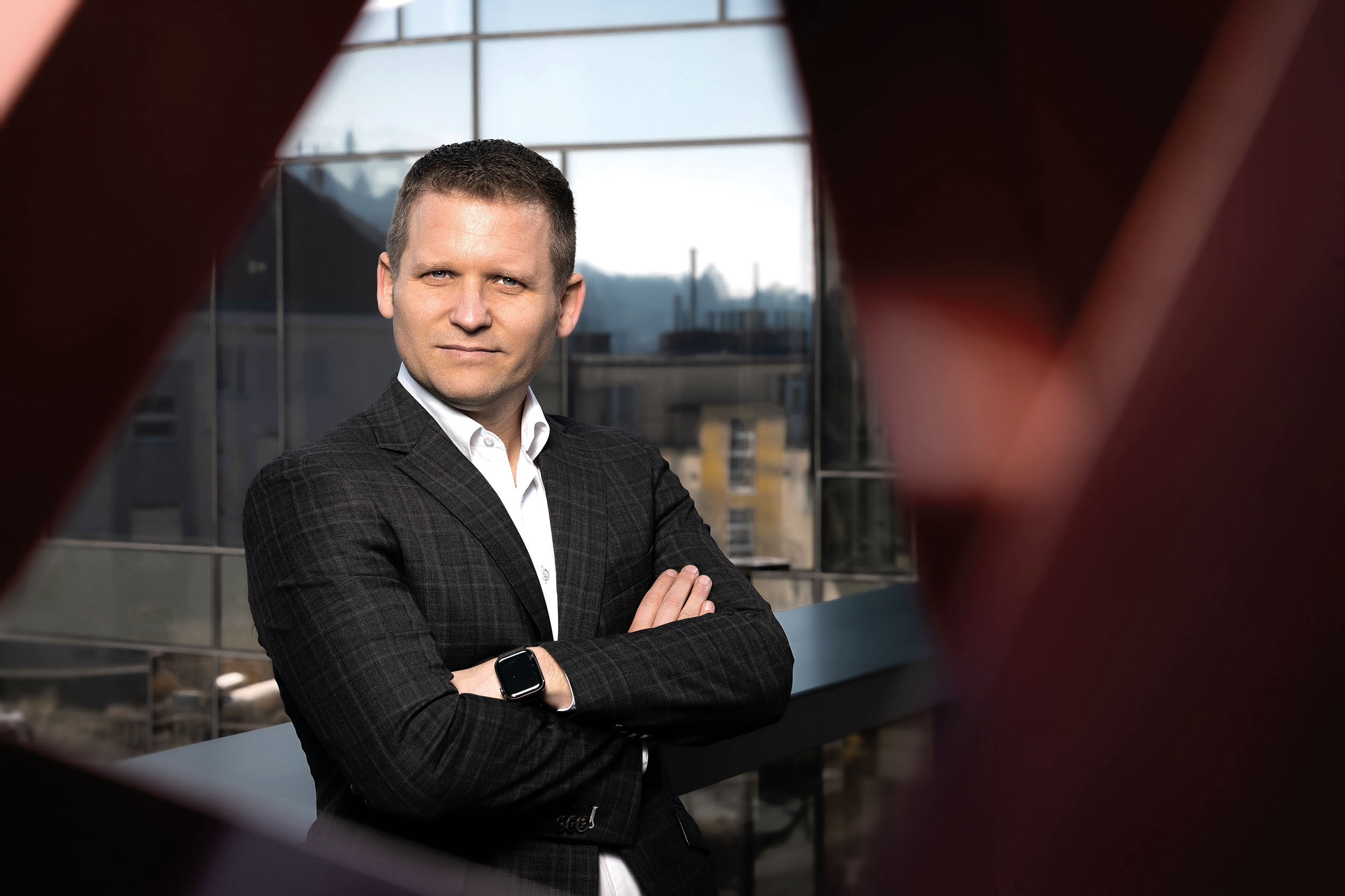Milan Duba
V energetice působí již sedm let. Do MND Energie nastoupil v roce 2018 na pozici finančního ředitele. Předtím získal zkušenosti na manažerských pozicích v bankovnictví, telekomunikacích nebo FMCG.