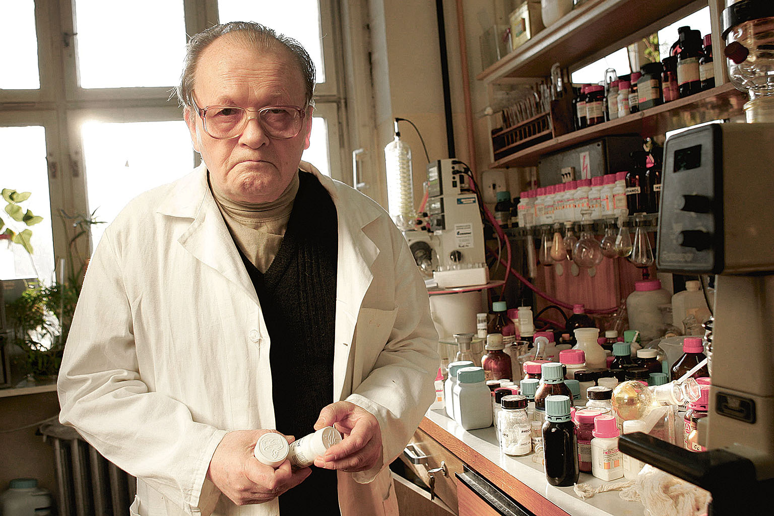 Profesor Antonín Holý, nejslavnější český chemik (1936-2012).