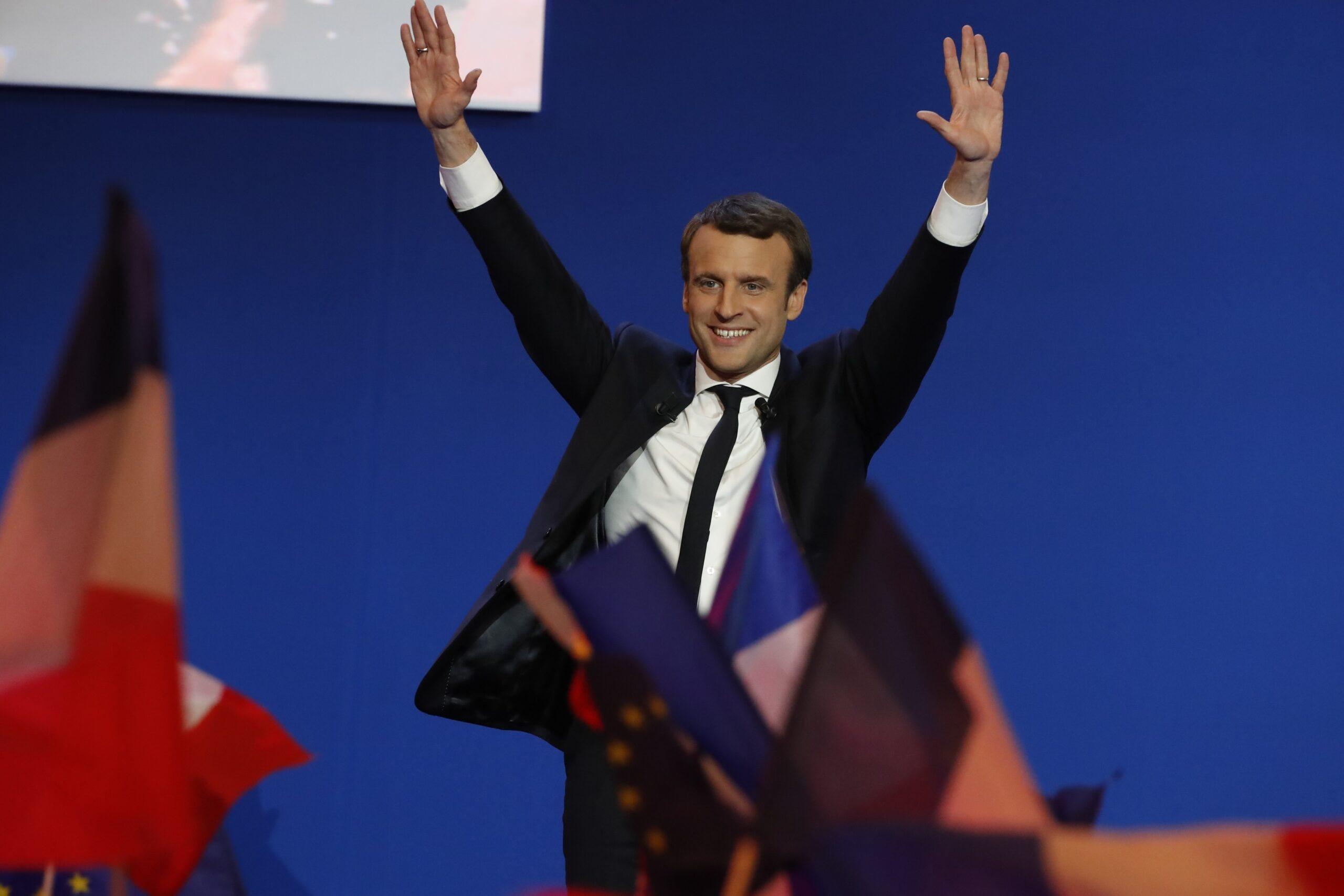 Emmanuel Macron. Muž, který dostal v prvním kole nejvíc hlasů.